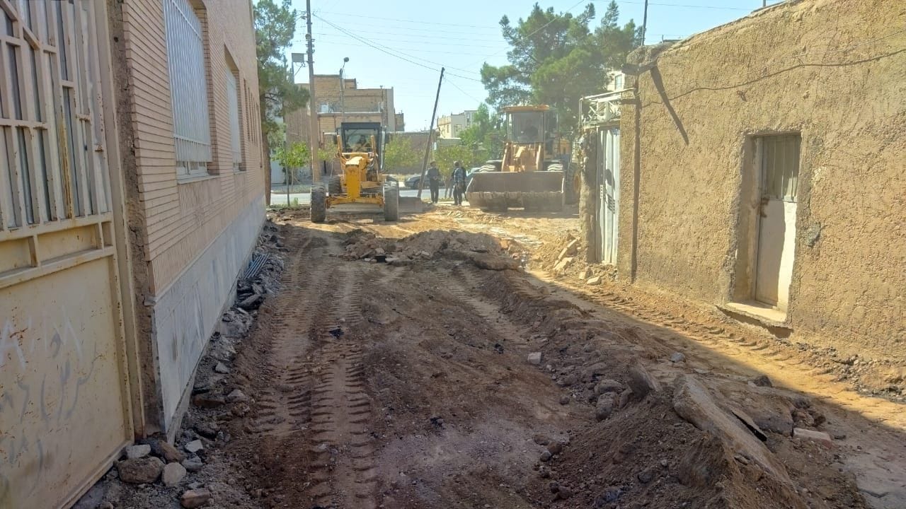  آغاز زیرسازی خیابان شوریده 21