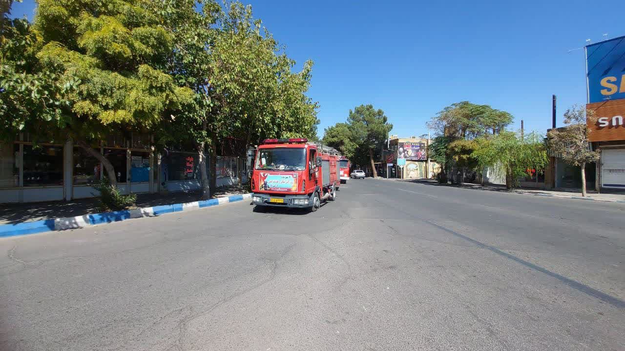  رژه موتوری آتش نشانی شهرداری گناباد به مناسبت ۷ مهر روز آتش نشان